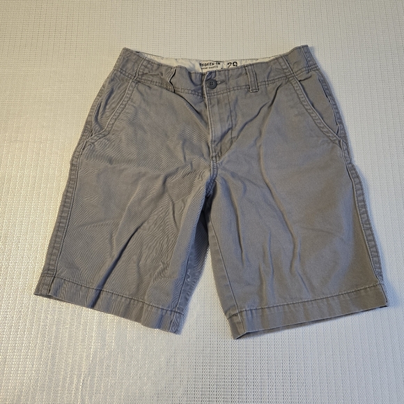Old Navy Other - Old Navy Men Shorts Size 29 Green Chino Classic Flat Front Broken-In Khaki